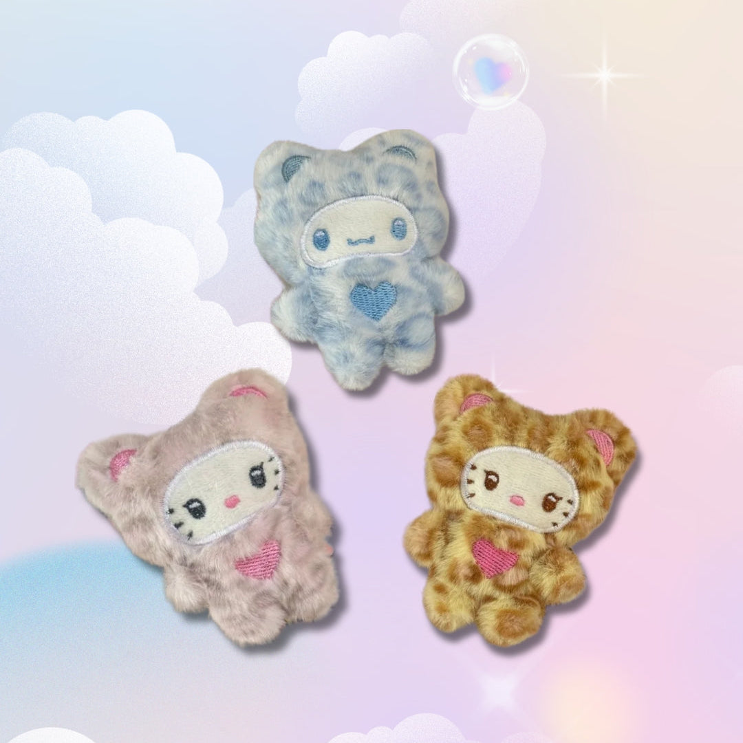 Hello Kitty Leopard Keychain