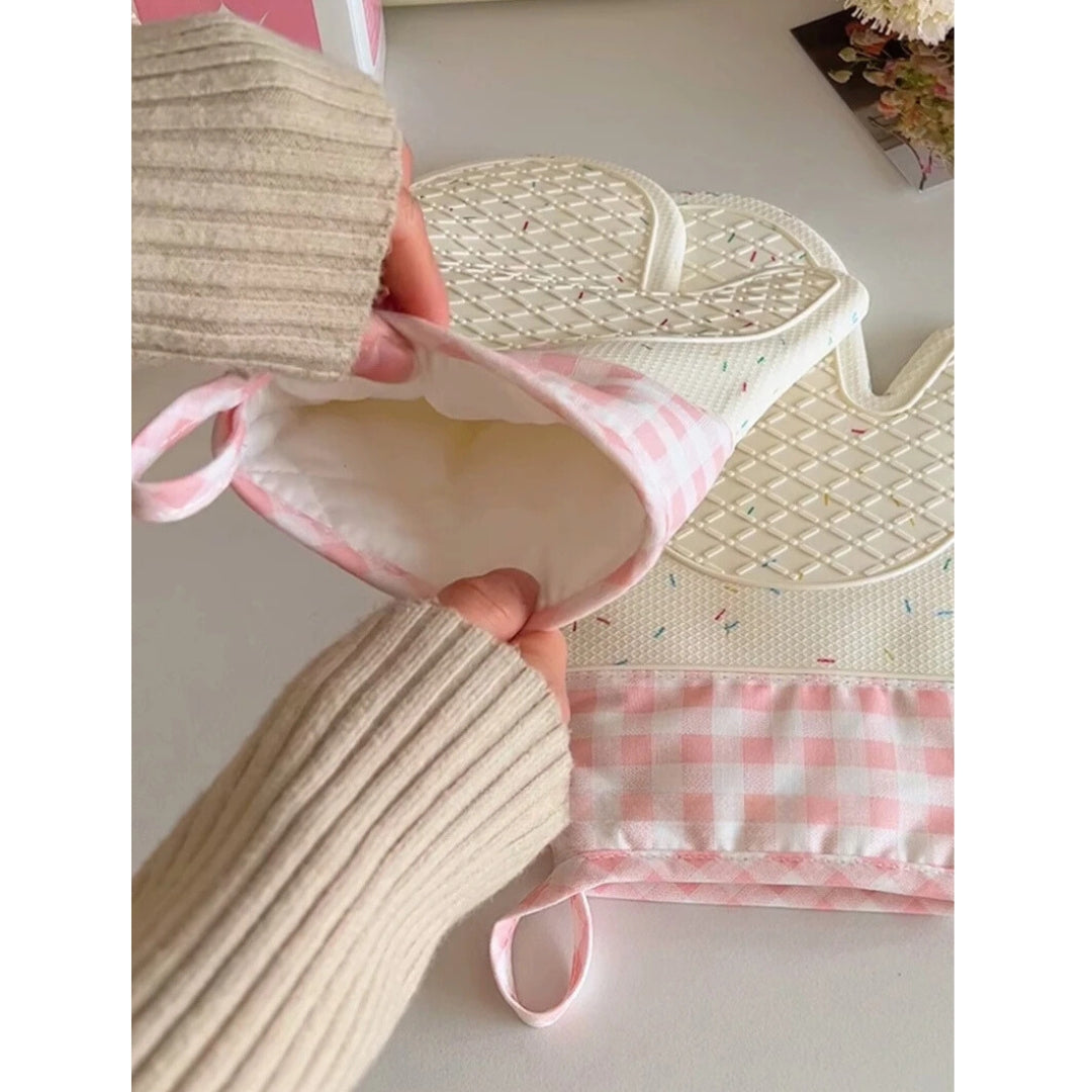 Kawaii Oven Mits