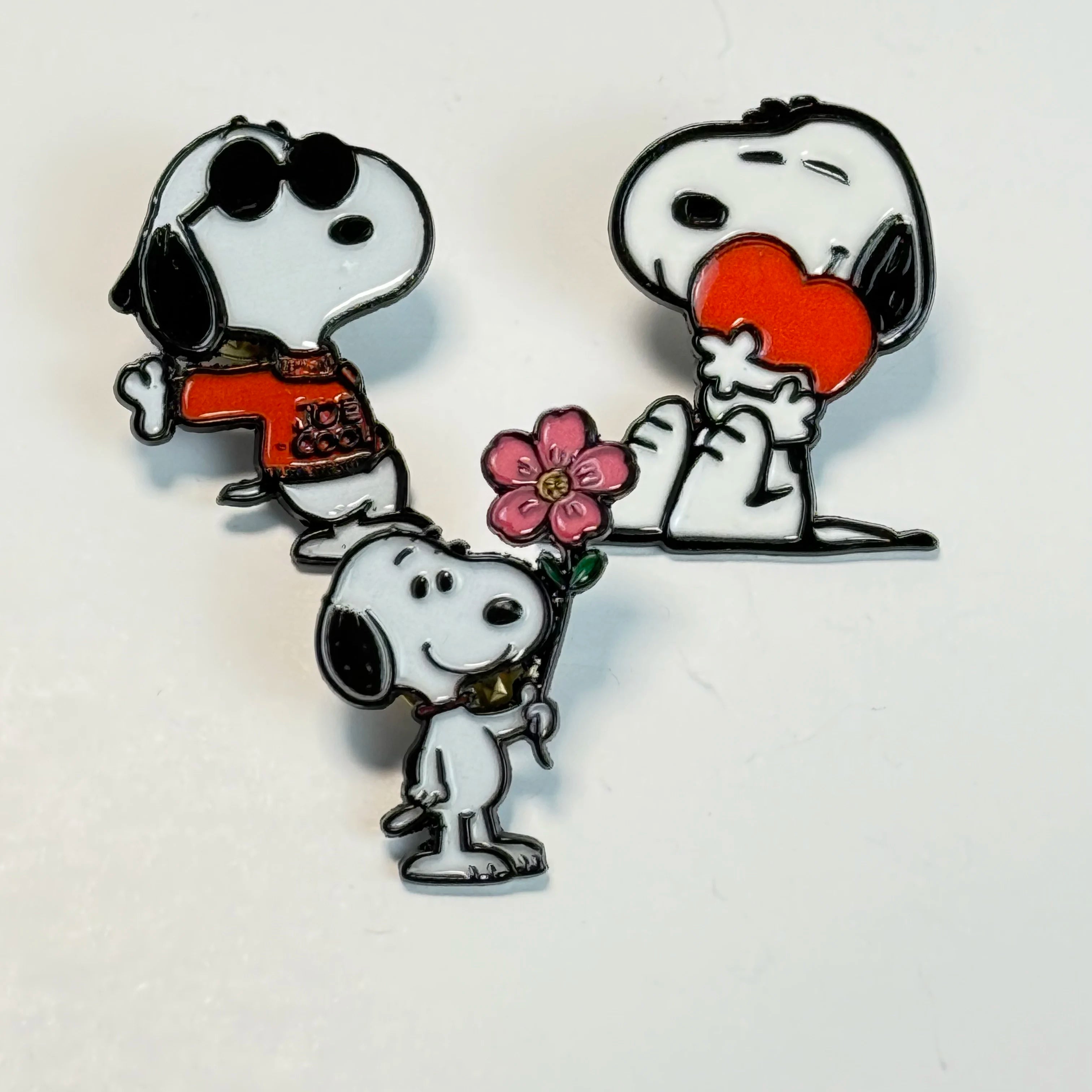 Snoopy Love Brooch