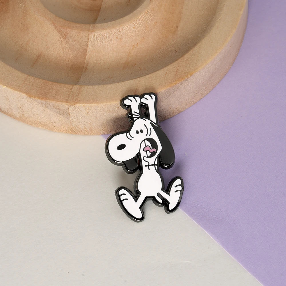 Snoopy Frightened Brooch