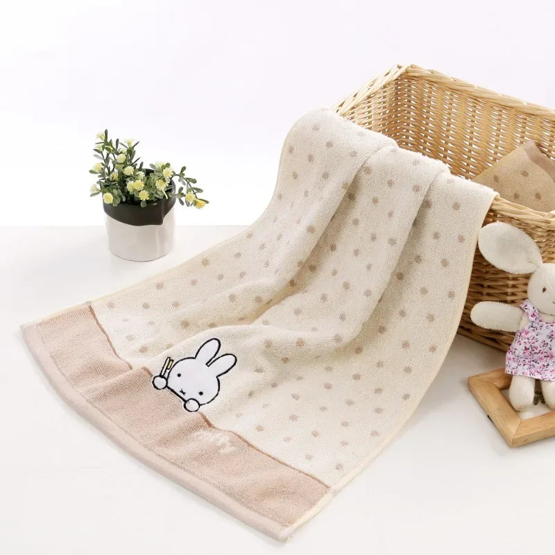 Miffy Kawaii Towel