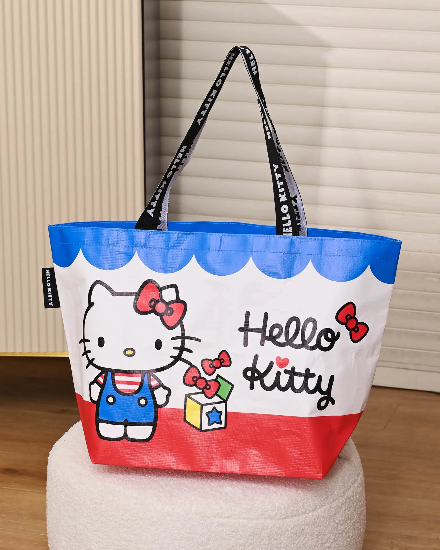 Hello Kitty Sweetie Bag