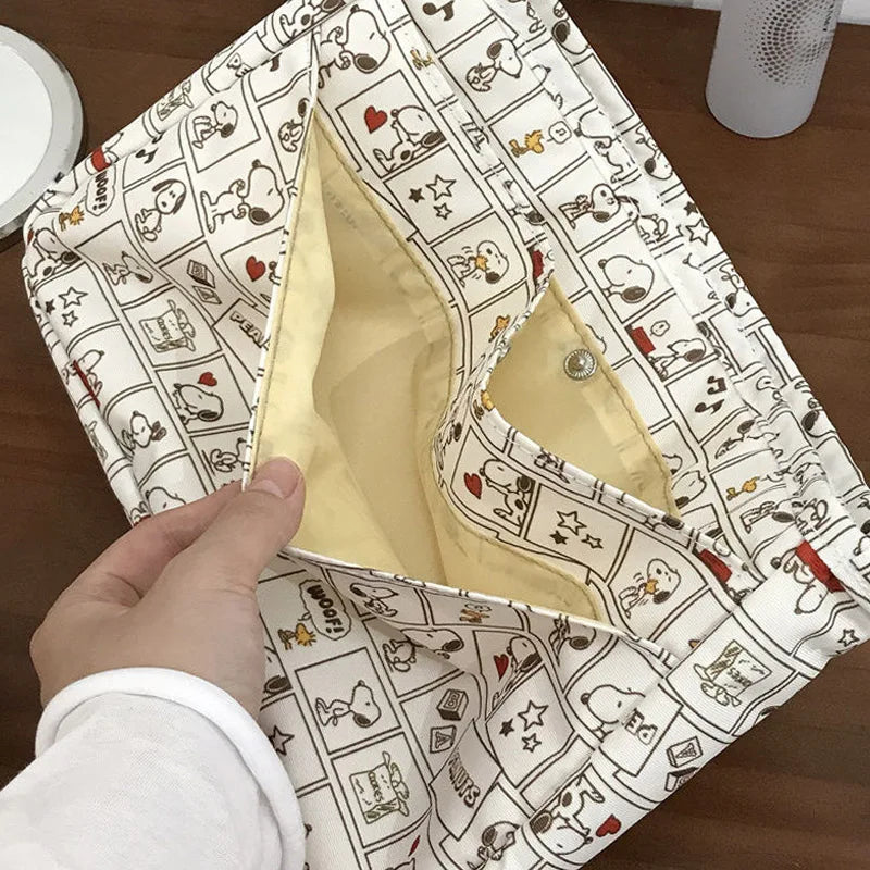 Snoopy Adorable Cosmetic Bag