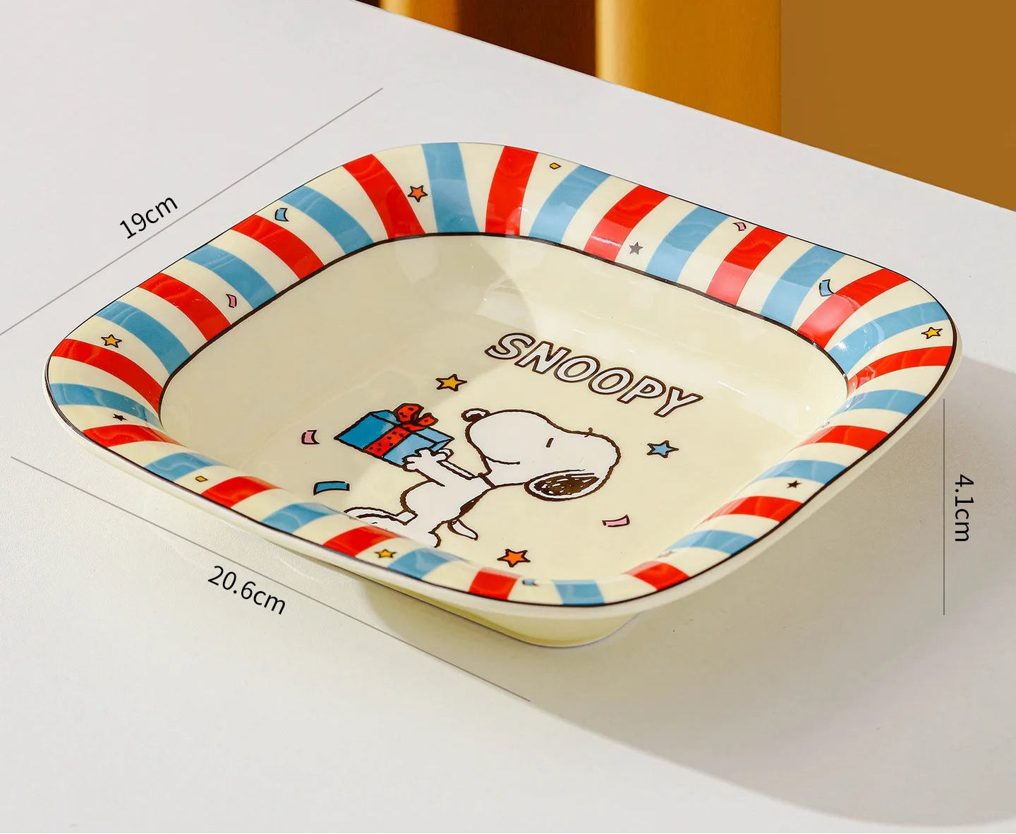 Snoopy Adore Dinnerware