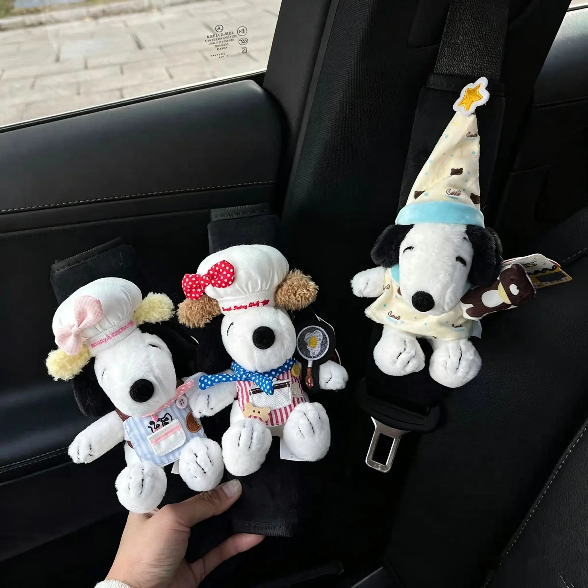 Snoopy Family Plushy Car Seat Belt Cover