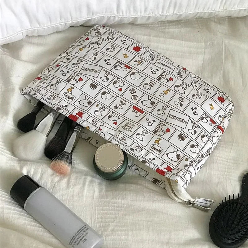 Snoopy Adorable Cosmetic Bag