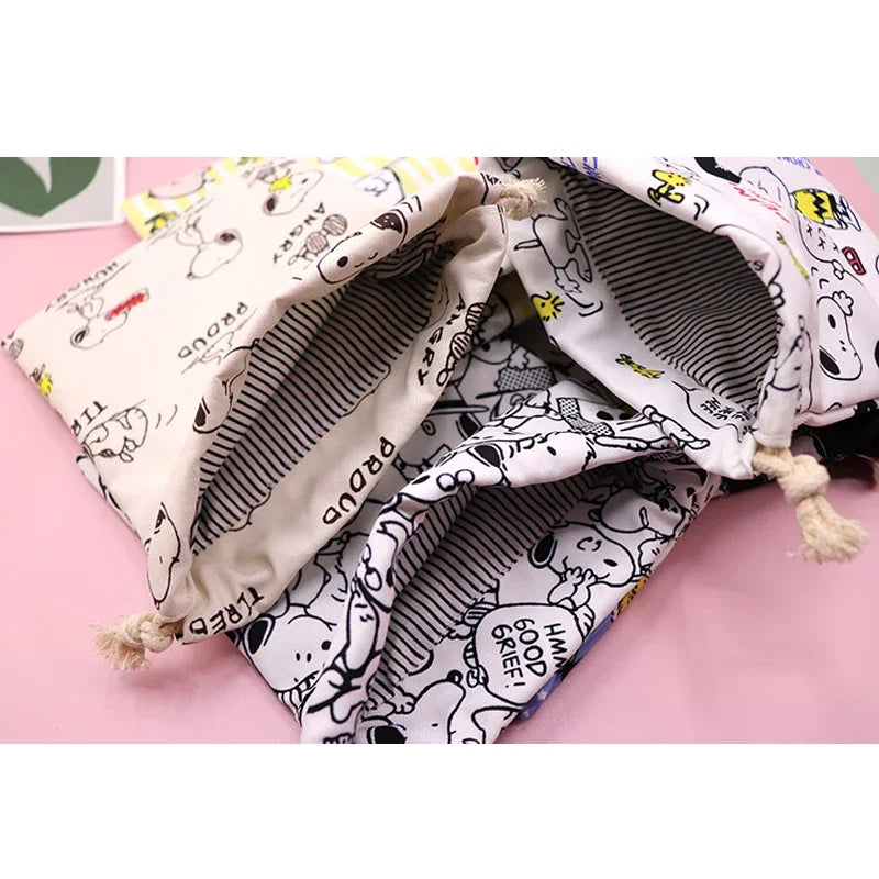 Snoopy Retro Drawstring Bag