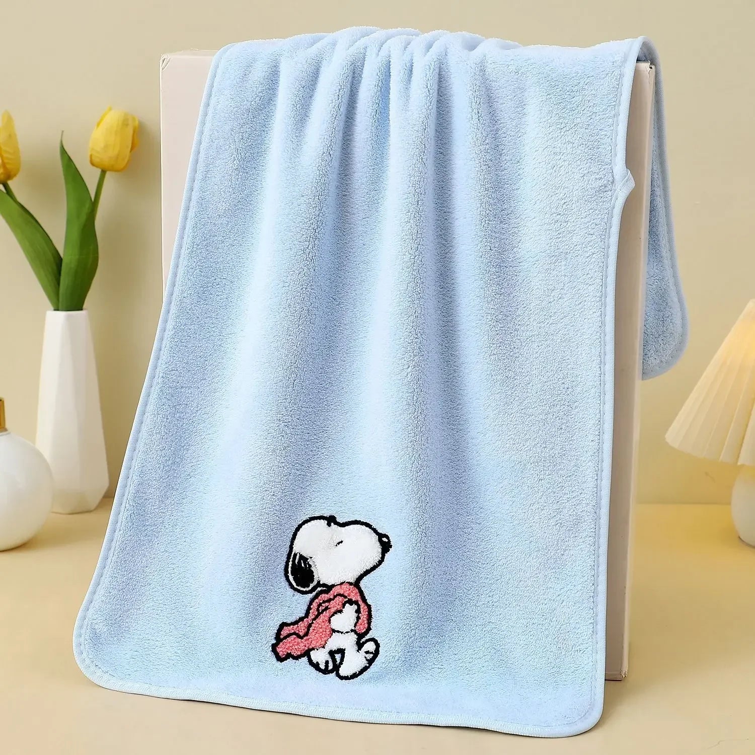 Snoopy Happy Towel