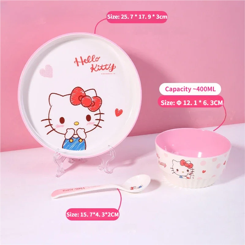 Hello Kitty Adore Dinnerware