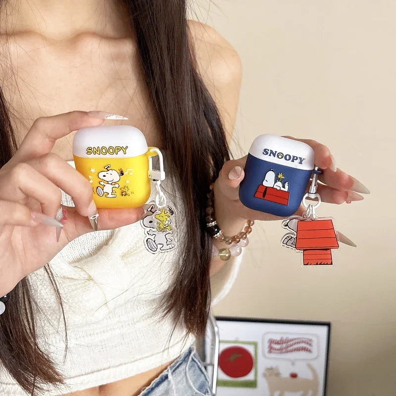 Snoopy Playful AirPods Case