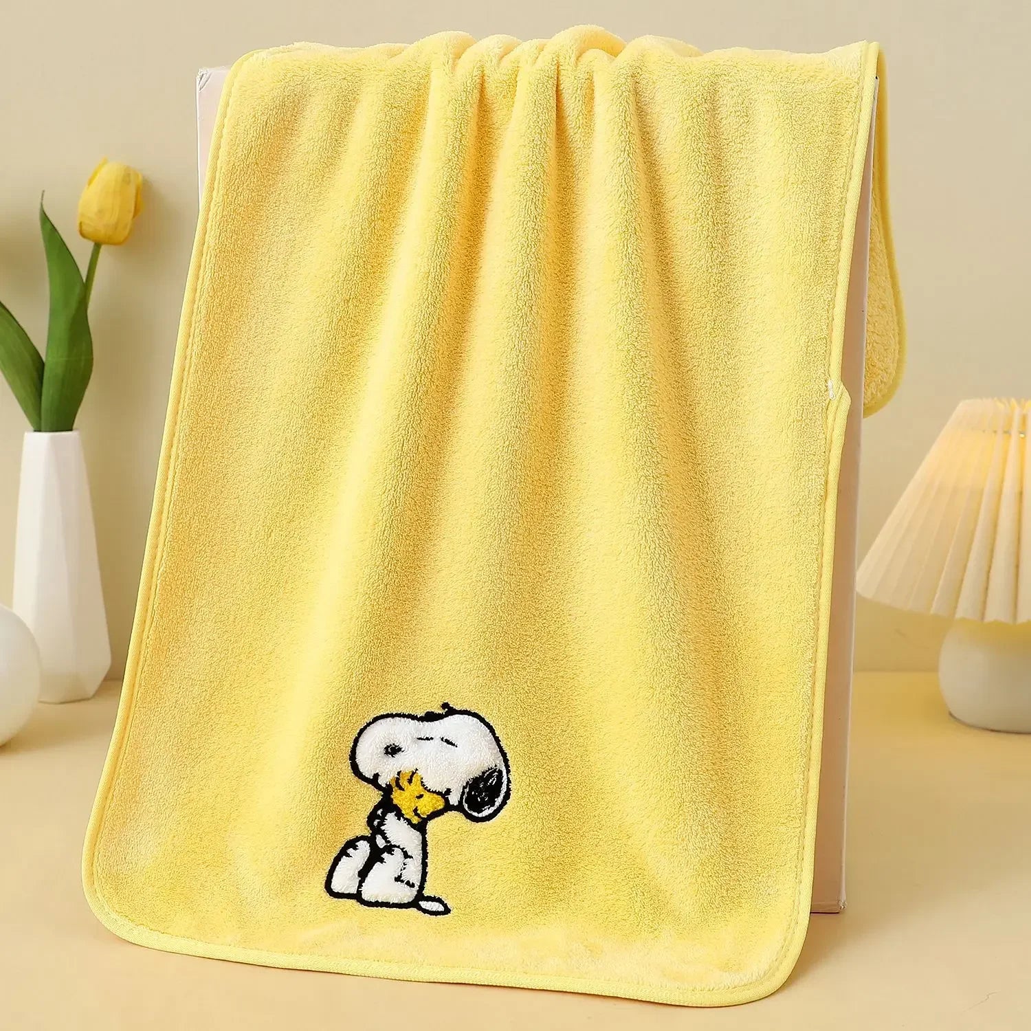 Snoopy Happy Towel