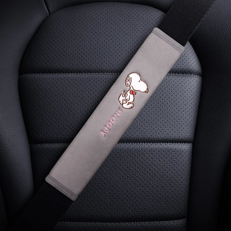 Snoopy Seat Belt Cover