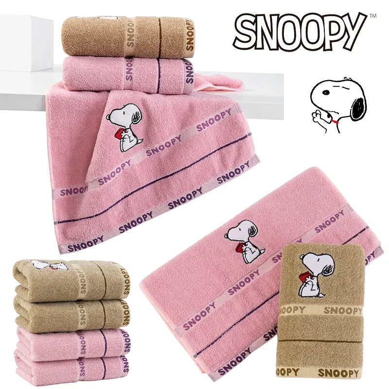 Snoopy Adorable Towel