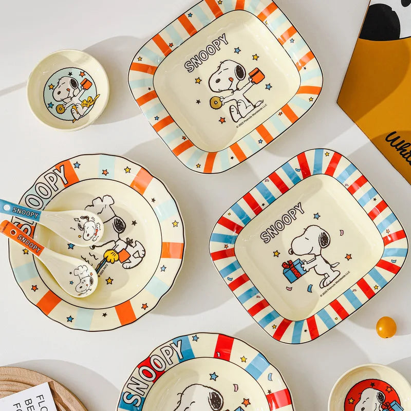 Snoopy Adore Dinnerware