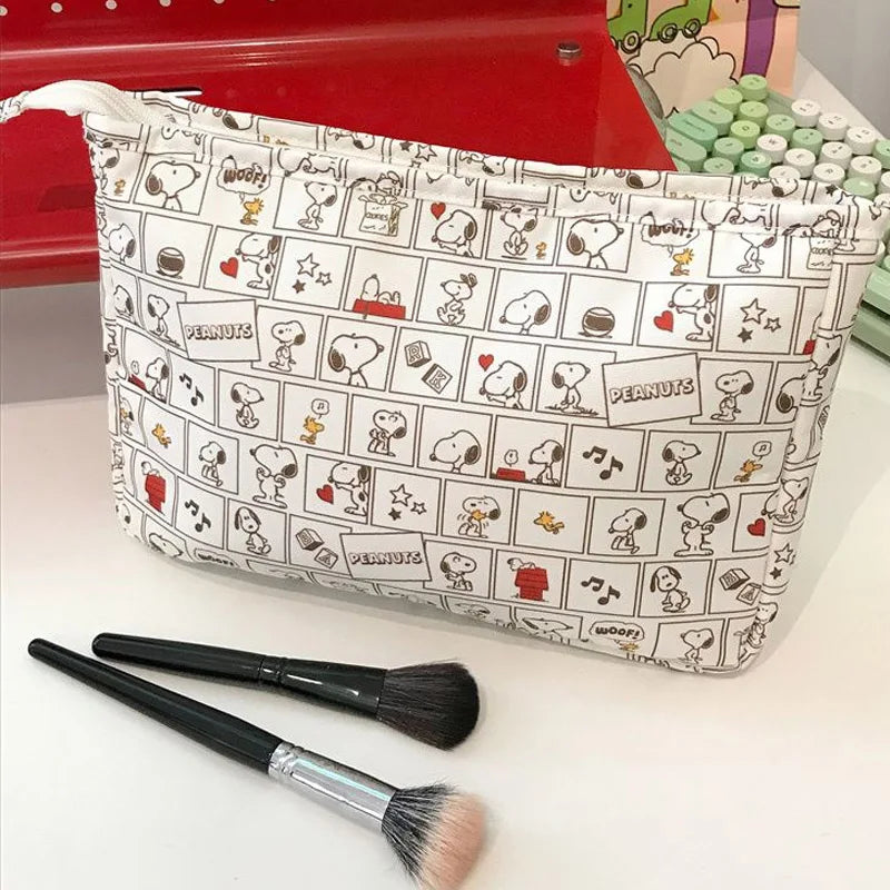 Snoopy Adorable Cosmetic Bag