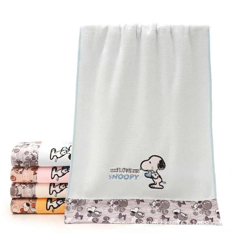 Snoopy Adorable Towel