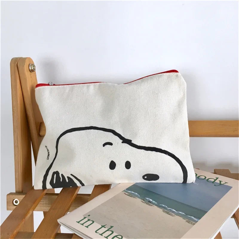 Snoopy Peekaboo Cosmetic Bag
