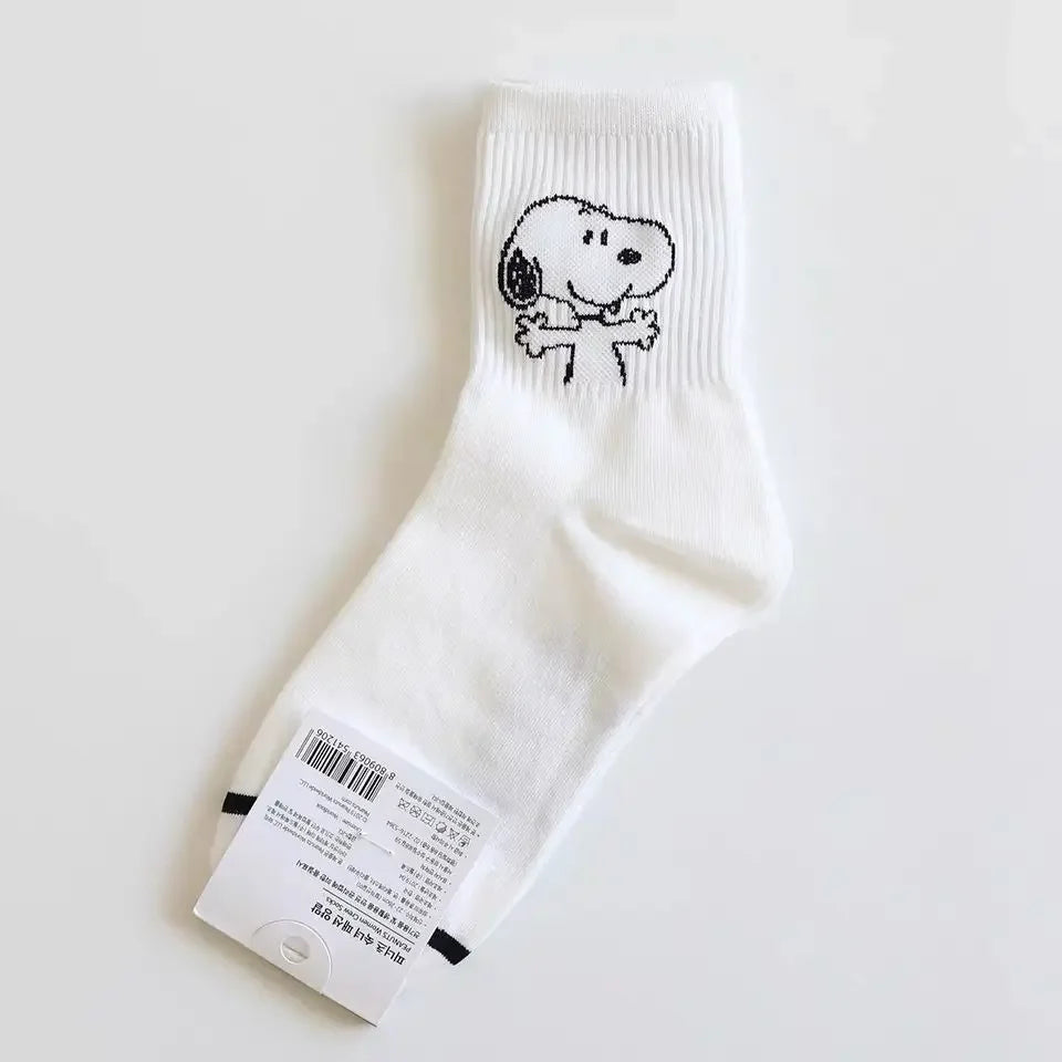Snoopy Exploring Socks