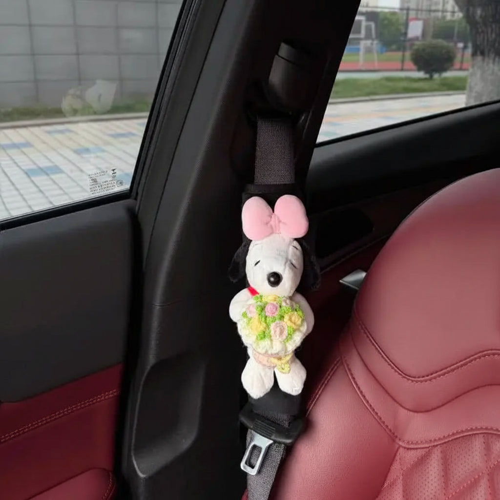 Snoopy Love Bouquet Plushy Car Seat Belt Cover