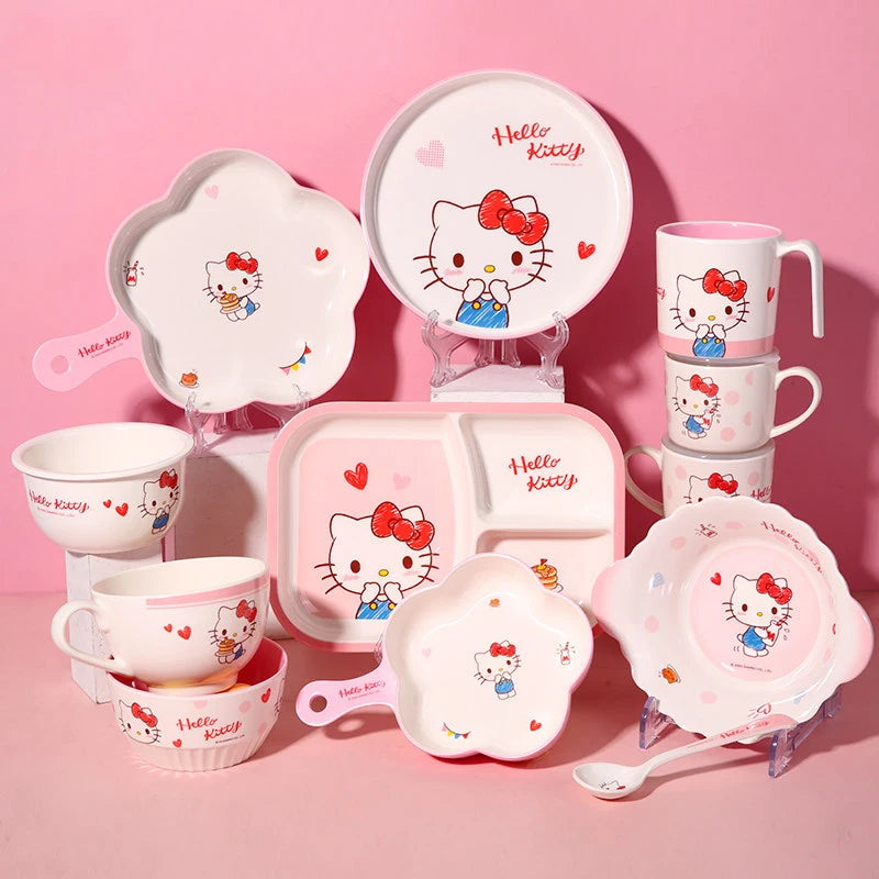 Hello Kitty Adore Dinnerware