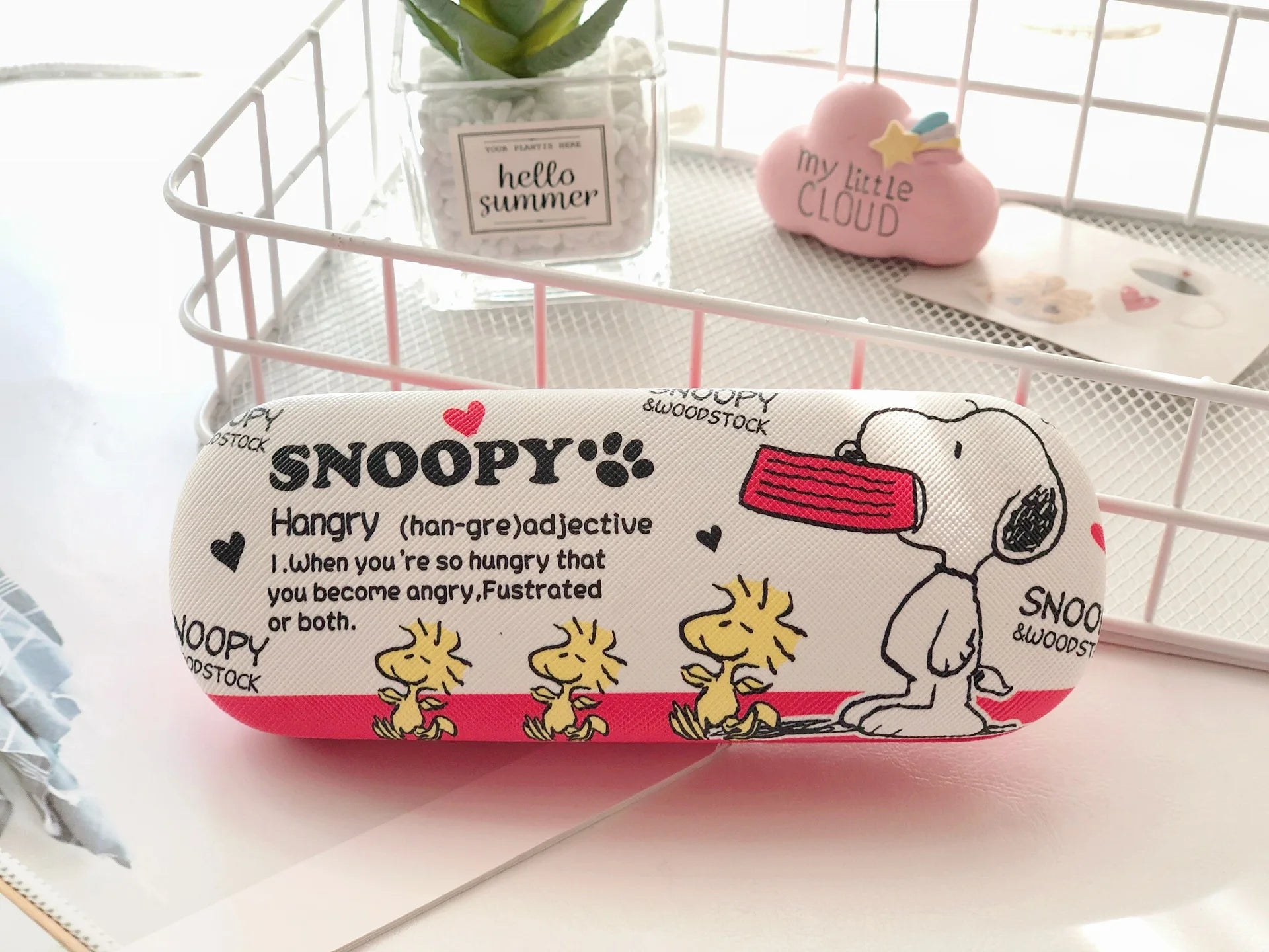 Snoopy & Friends Hangry Glasses Case