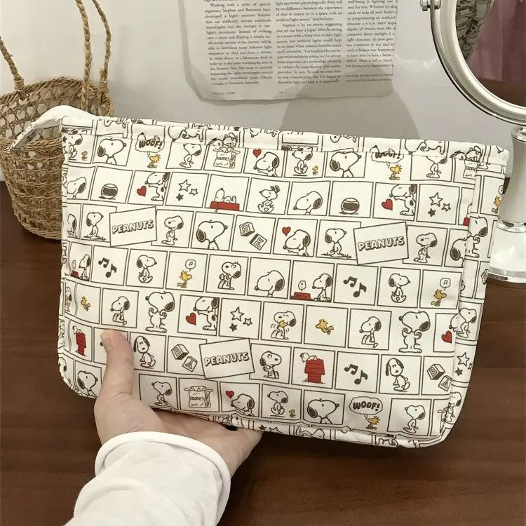 Snoopy Adorable Cosmetic Bag