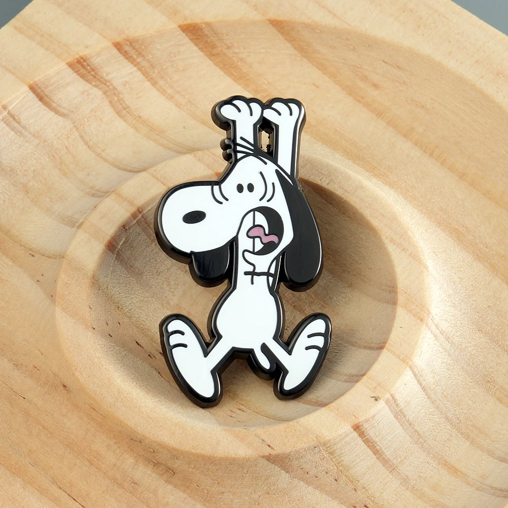 Snoopy Frightened Brooch