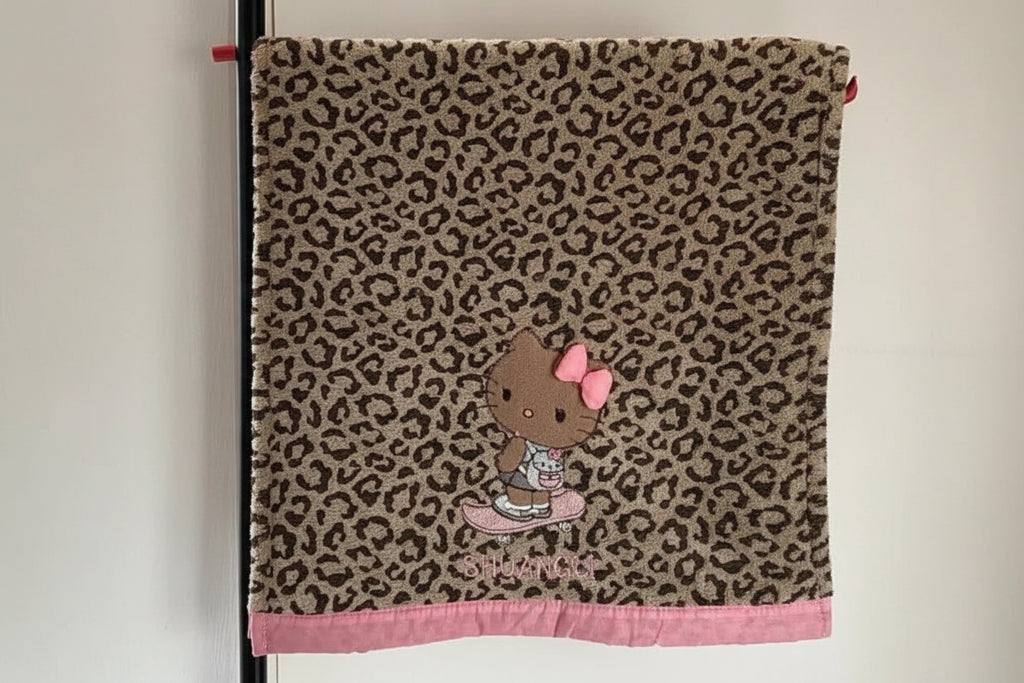 Hello Kitty Leopard Adore Towel