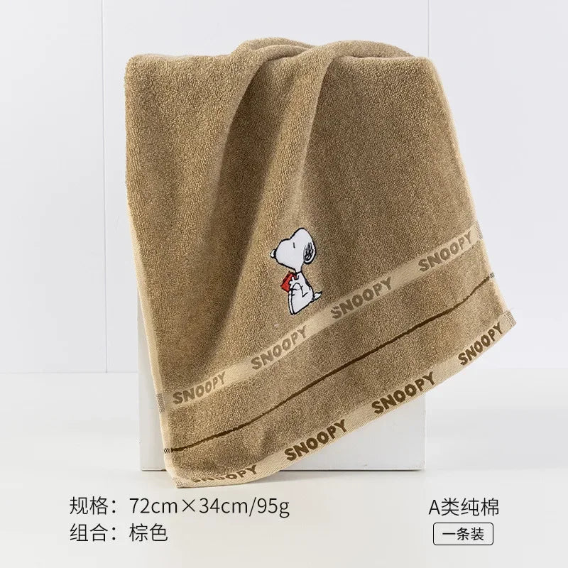 Snoopy Adorable Towel