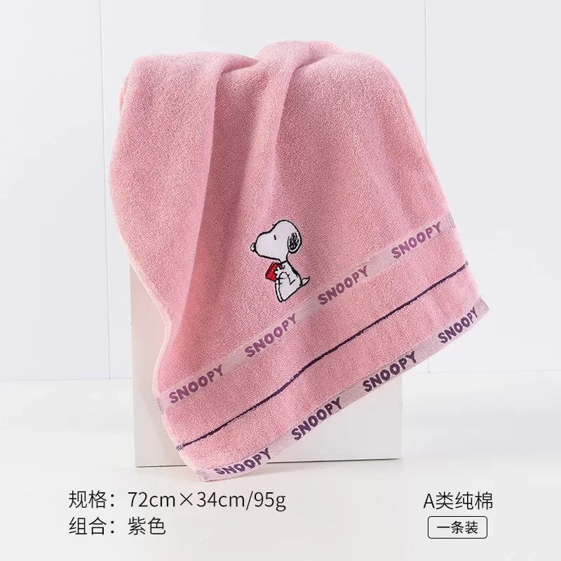 Snoopy Adorable Towel
