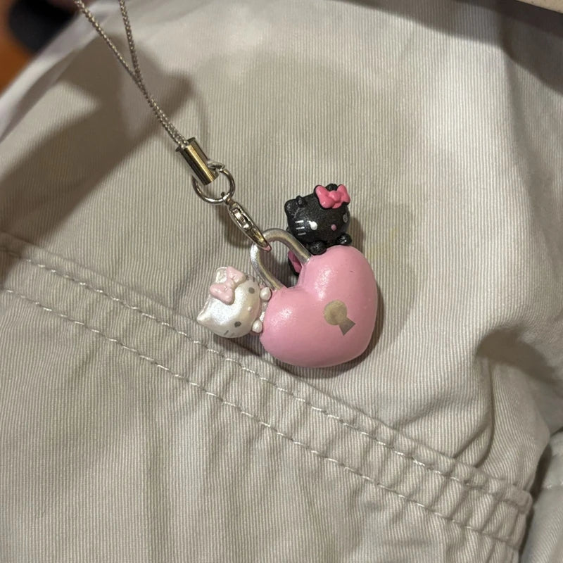 Hello Kitty Pearl Keychain