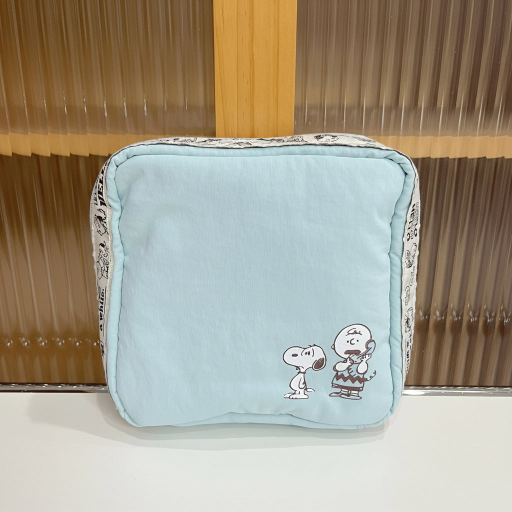 Snoopy Celebrate Storage Bag