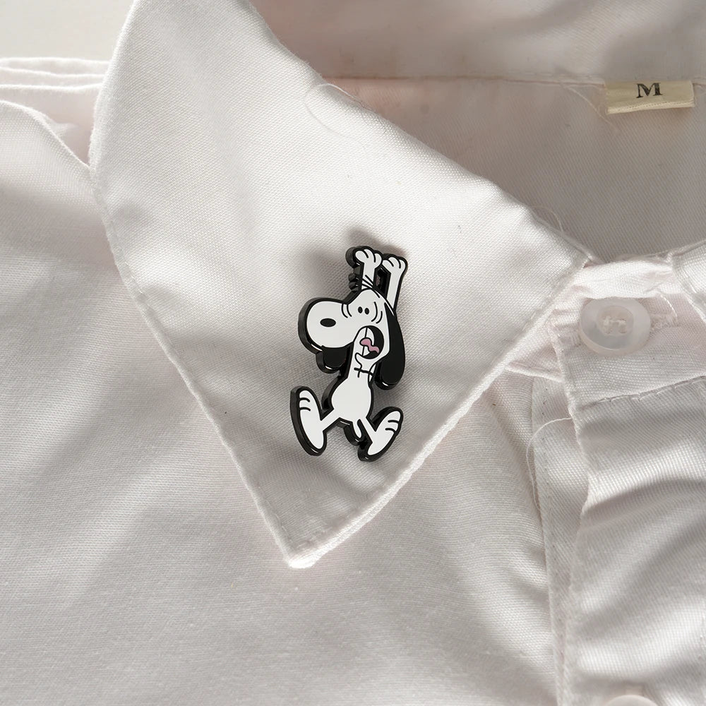 Snoopy Frightened Brooch